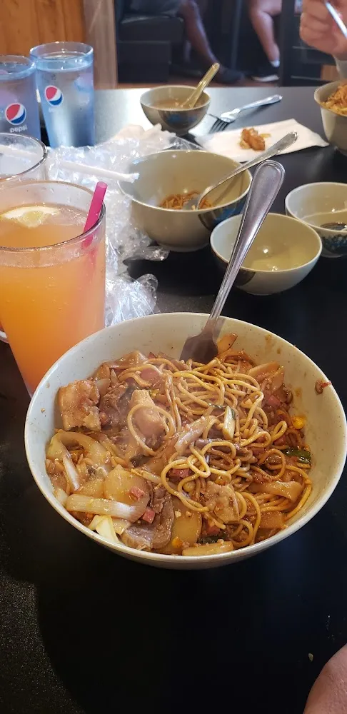 Egg Noodle with Chicken